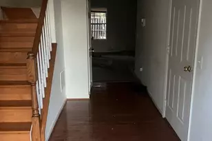 13517 Bannacker Pl, Herndon, VA 20171 - Photo 2