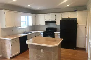 9655 Eaton Woods Pl, Lorton, VA 22079 - Photo 6