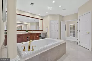 7834 Montvale Way, McLean, VA 22102 - Photo 32