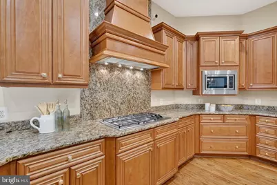 7834 Montvale Way, McLean, VA 22102 - Photo 12