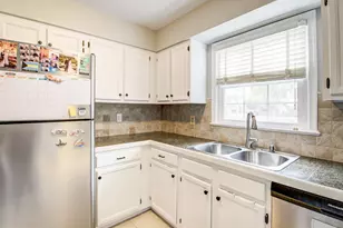 7112 Lake Cove Dr, Alexandria, VA 22315 - Photo 20