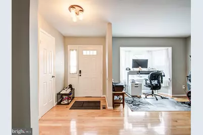 7112 Lake Cove Drive, Alexandria, VA 22315 - Photo 6