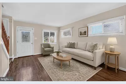6817 Radcliffe Drive, Alexandria, VA 22307 - Photo 2
