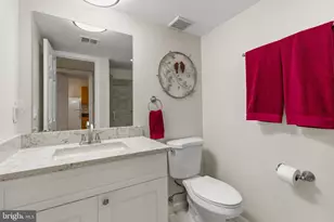 5459 Cheshire Meadows Way, Fairfax, VA 22032 - Photo 32