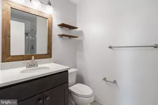 8636 Dellway Ln, Vienna, VA 22180 - Photo 22