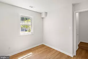 8636 Dellway Ln, Vienna, VA 22180 - Photo 26