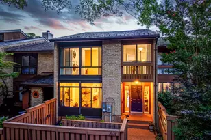2028 Lakewinds Dr, Reston, VA 20191 - Photo 2