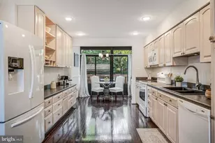 2028 Lakewinds Dr, Reston, VA 20191 - Photo 30