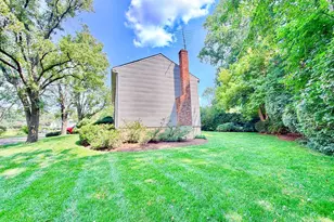 9703 Water Oak Dr, Fairfax, VA 22031 - Photo 4