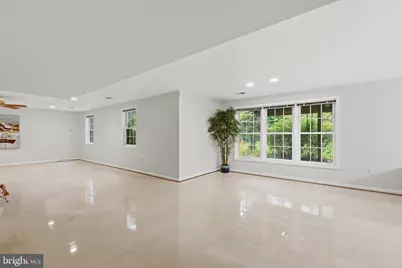 10005 Scenic View Ter, Vienna, VA 22182 - Photo 36