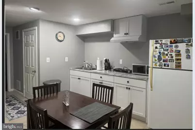 5710 Dannys Pl, Alexandria, VA 22311 - Photo 4