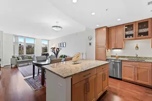 8220 Crestwood Heights Dr, McLean, VA 22102 - Photo 22