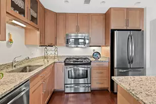 8220 Crestwood Heights Dr, McLean, VA 22102 - Photo 18