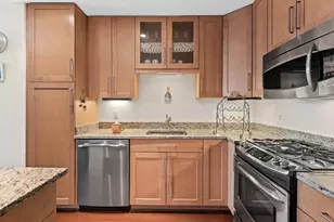 8220 Crestwood Heights Dr, McLean, VA 22102 - Photo 24