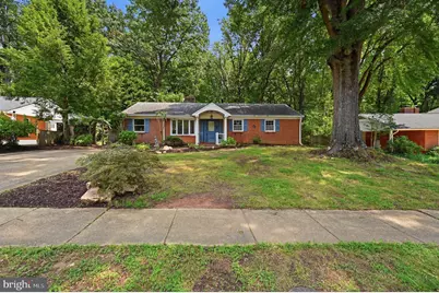 6702 Harwood Place, Springfield, VA 22152 - Photo 2