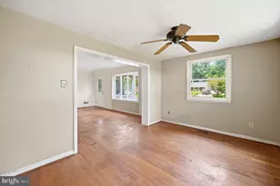 6702 Harwood Pl, Springfield, VA 22152 - Photo 6