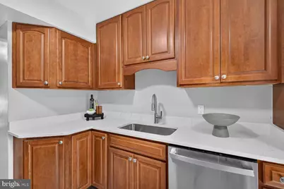 5142 Dahlgreen Place, Burke, VA 22015 - Photo 8