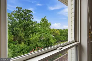 13222 Goose Pond Ln, Fairfax, VA 22033 - Photo 24