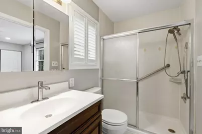 9201 Beachway Lane, Springfield, VA 22153 - Photo 12