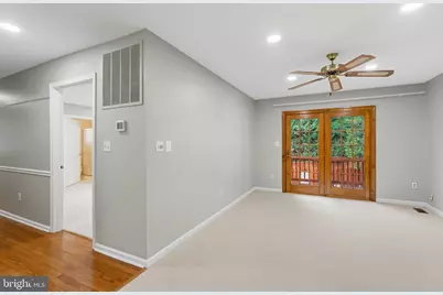 9201 Beachway Lane, Springfield, VA 22153 - Photo 6