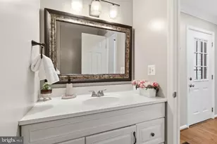 5415 Long Boat Ct, Fairfax, VA 22032 - Photo 16