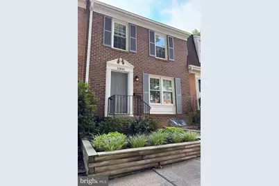 11845 Dunlop Court, Reston, VA 20191 - Photo 2