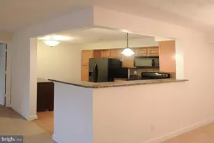 3801 Ridge Knoll Ct, Fairfax, VA 22033 - Photo 12