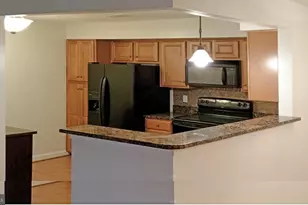 3801 Ridge Knoll Ct, Fairfax, VA 22033 - Photo 14