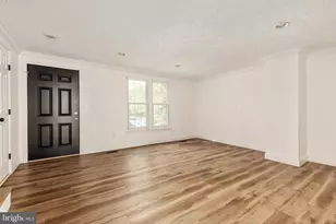 6026 Buttercup Ct, Alexandria, VA 22310 - Photo 4