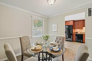 3022 Ellenwood Dr, Fairfax, VA 22031 - Photo 10