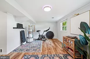 6426 Carriage Dr, Alexandria, VA 22310 - Photo 8
