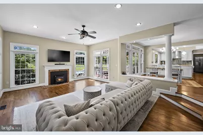 615 Nalls Farm Way, Great Falls, VA 22066 - Photo 10