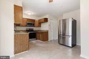8747 Arley Dr, Springfield, VA 22153 - Photo 12