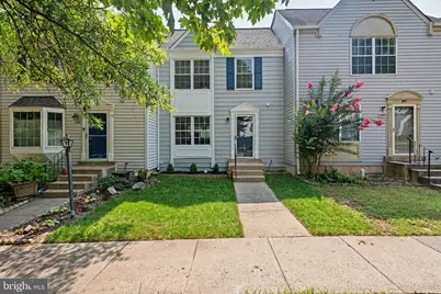 13803 Laura Ratcliff Court, Centreville, VA 20121 - Photo 2