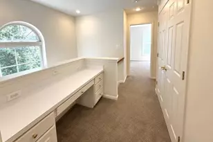 8646 Royal Worcester Ln, Fairfax, VA 22031 - Photo 20