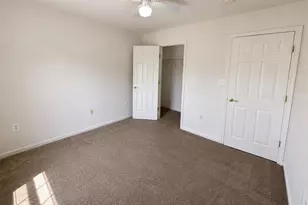 8646 Royal Worcester Ln, Fairfax, VA 22031 - Photo 26