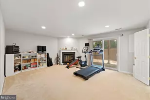 9348 Peter Roy Ct, Burke, VA 22015 - Photo 26