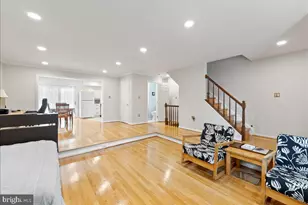 9348 Peter Roy Ct, Burke, VA 22015 - Photo 12