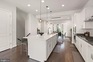4550 Plateau Dr, Fairfax, VA 22030 - Photo 12