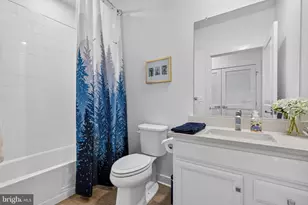 12880 Mosaic Pk Wy, Herndon, VA 20171 - Photo 14
