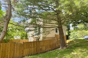 7351 Crestleigh Cir, Alexandria, VA 22315 - Photo 24