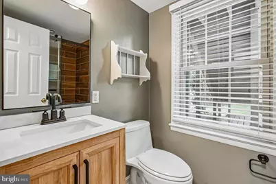 1710 Chesterford Way, McLean, VA 22101 - Photo 54