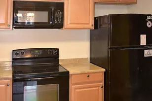 316 Cherry Ct, Herndon, VA 20170 - Photo 8