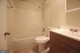 316 Cherry Ct, Herndon, VA 20170 - Photo 22