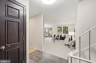 5500 Corot Ct, Fairfax, VA 22032 - Photo 4