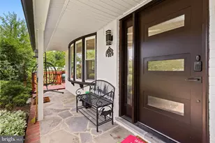 4951 Roslyn Rd, Annandale, VA 22003 - Photo 8
