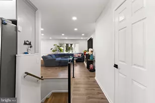 4951 Roslyn Rd, Annandale, VA 22003 - Photo 10