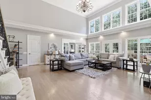 2785 Marshall Lake Dr, Oakton, VA 22124 - Photo 8