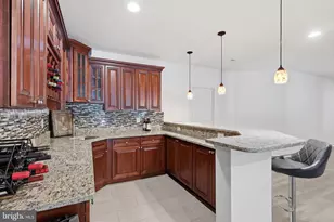 2785 Marshall Lake Dr, Oakton, VA 22124 - Photo 46