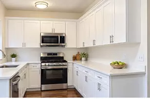 3095 McGrane Ct, Herndon, VA 20171 - Photo 6